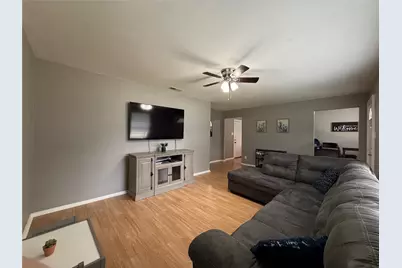 508 Batterson Street, Cleburne, TX 76031 - Photo 7