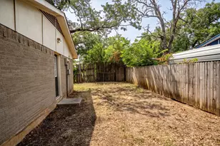 1006 N Lucas Dr, Grapevine, TX 76051 - Photo 29