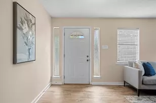 1006 N Lucas Dr, Grapevine, TX 76051 - Photo 7