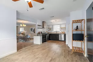1006 N Lucas Dr, Grapevine, TX 76051 - Photo 17