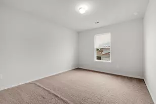 5620 Topwater Trl, Fort Worth, TX 76119 - Photo 15