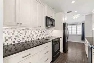 8610 Turtle Creek Blvd, Dallas, TX 75225 - Photo 11