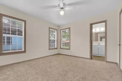1113 Hudgins Avenue, Fort Worth, TX 76111 - Photo 15