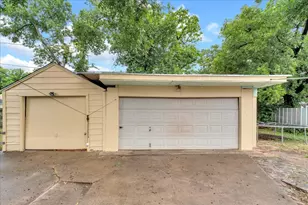 1113 Hudgins Ave, Fort Worth, TX 76111 - Photo 27