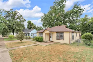1113 Hudgins Ave, Fort Worth, TX 76111 - Photo 3