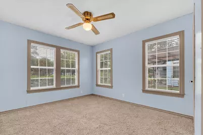 1113 Hudgins Avenue, Fort Worth, TX 76111 - Photo 21