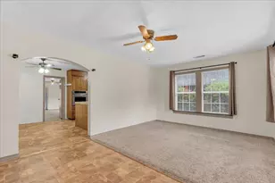 1113 Hudgins Ave, Fort Worth, TX 76111 - Photo 5