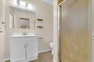 1113 Hudgins Ave, Fort Worth, TX 76111 - Photo 17