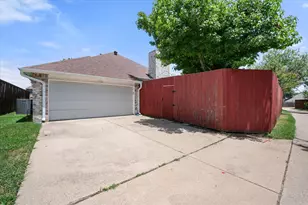 1132 Devonshire Dr, DeSoto, TX 75115 - Photo 31