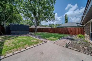 142 Ridgegate Dr, Garland, TX 75040 - Photo 23