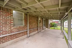1915 Westover Ct, Arlington, TX 76015 - Photo 27