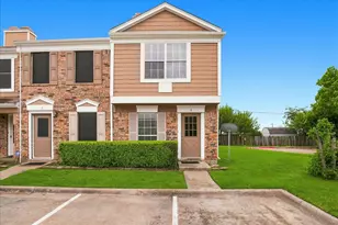 703 Lee St, Mesquite, TX 75149 - Photo 1
