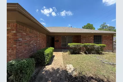 5204 Winifred Drive, Fort Worth, TX 76133 - Photo 1