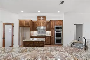 122 Eagle Pass Ln, Weatherford, TX 76087 - Photo 13