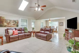 4510 Longacres Ct, Arlington, TX 76016 - Photo 5