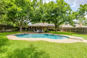 4510 Longacres Ct, Arlington, TX 76016 - Photo 33