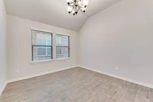 2631 Askern Ct, Grand Prairie, TX 75052 - Photo 21