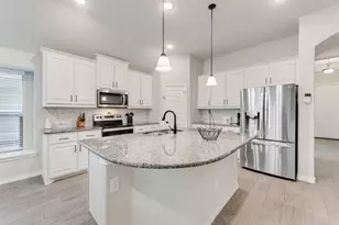 2631 Askern Ct, Grand Prairie, TX 75052 - Photo 7