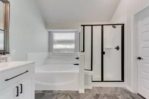 2631 Askern Ct, Grand Prairie, TX 75052 - Photo 13