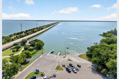 806 Lake Meadows Circle, Rockwall, TX 75087 - Photo 3