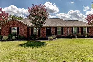 2021 Sunny Cir, Rockwall, TX 75032 - Photo 1