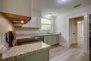 301 Madison St, Cleburne, TX 76033 - Photo 15