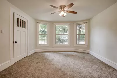 301 Madison Street, Cleburne, TX 76033 - Photo 19