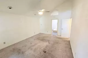 2211 Baltic Ave, Arlington, TX 76011 - Photo 17