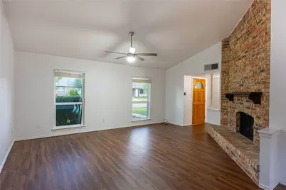 2804 Oxford Lane, Flower Mound, TX 75028 - Photo 5