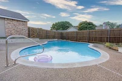 2804 Oxford Lane, Flower Mound, TX 75028 - Photo 3