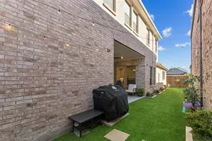 12931 Shepherds Hill Ln, Frisco, TX 75035 - Photo 35