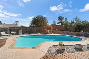 2310 Greenhill Dr, Carrollton, TX 75006 - Photo 29