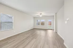 300 Winchester Ln, Sherman, TX 75092 - Photo 11