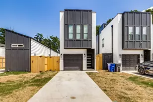 2214 Dyson St, Dallas, TX 75215 - Photo 1
