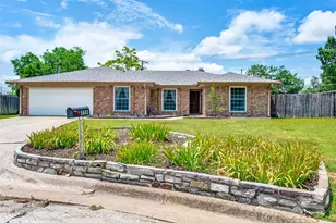 5605 Jamaica Cir, North Richland Hills, TX 76180 - Photo 1
