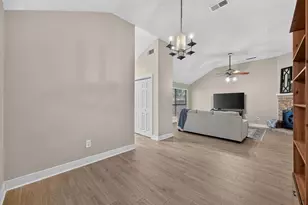 2103 Meadowview Dr, Corinth, TX 76210 - Photo 9