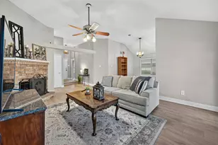 2103 Meadowview Dr, Corinth, TX 76210 - Photo 5