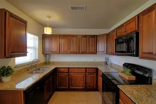 10849 Cotillion Dr, Dallas, TX 75228 - Photo 9