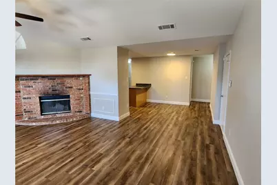 607 Hollyberry Drive, Mansfield, TX 76063 - Photo 7