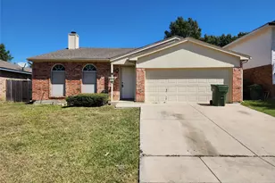 607 Hollyberry Dr, Mansfield, TX 76063 - Photo 1