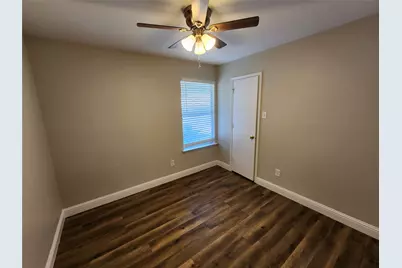 607 Hollyberry Drive, Mansfield, TX 76063 - Photo 17