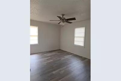 432 Lorna Street, Burleson, TX 76028 - Photo 7
