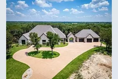 1136 Queen Elizabeth Drive, Waco, TX 76657 - Photo 1