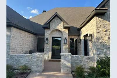 1136 Queen Elizabeth Drive, Waco, TX 76657 - Photo 3