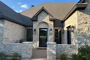 1136 Queen Elizabeth Dr, Waco, TX 76657 - Photo 3