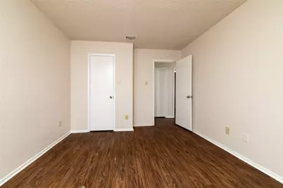 6410 Springfield Drive, Arlington, TX 76016 - Photo 25