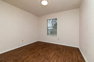 6410 Springfield Dr, Arlington, TX 76016 - Photo 31