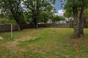 6410 Springfield Dr, Arlington, TX 76016 - Photo 37