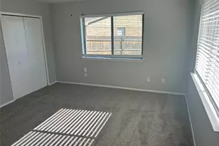 3810 Calgary Ct E, Irving, TX 75062 - Photo 7