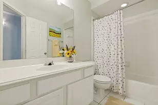 6800 Forest Hills Dr, Plano, TX 75023 - Photo 9